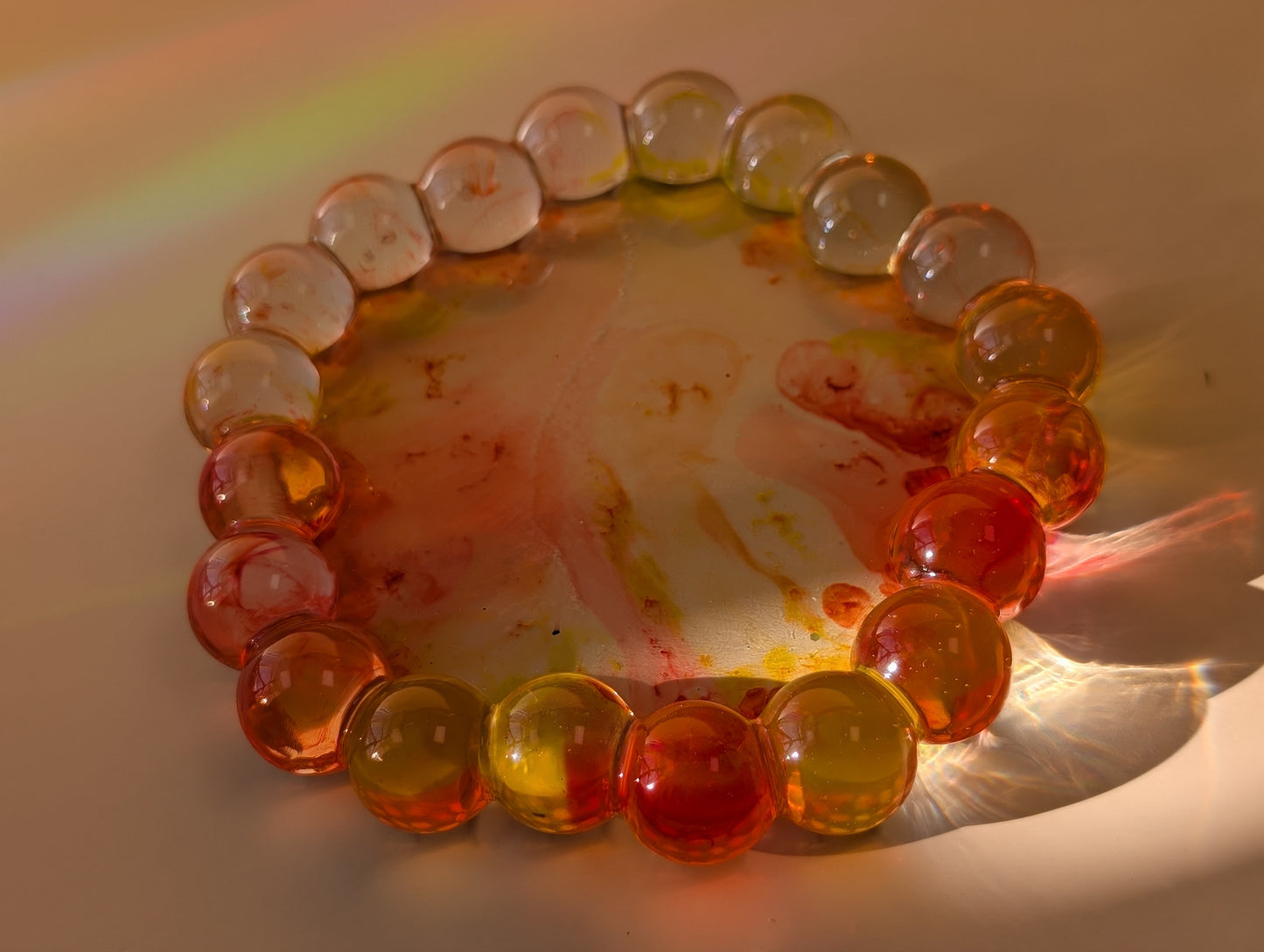 Bubble Edge Resin Tray – Bloom in Amber