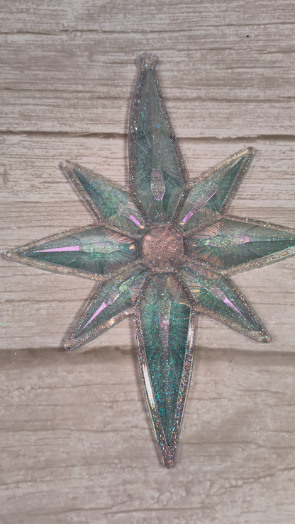 Handmade Chameleon Star Ornament – Winter Fae