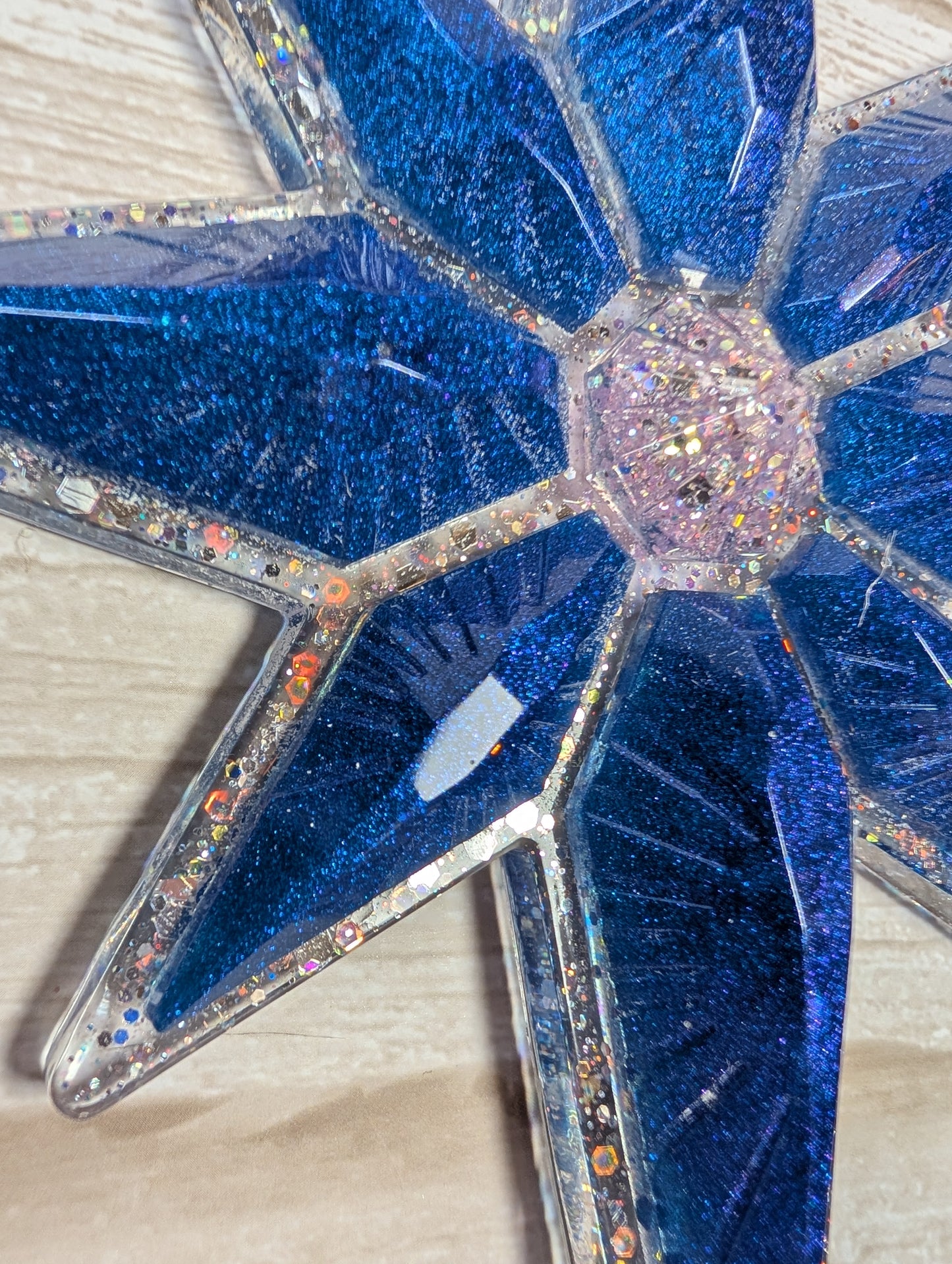 Handmade Chameleon Star Ornament – Blue Crystal