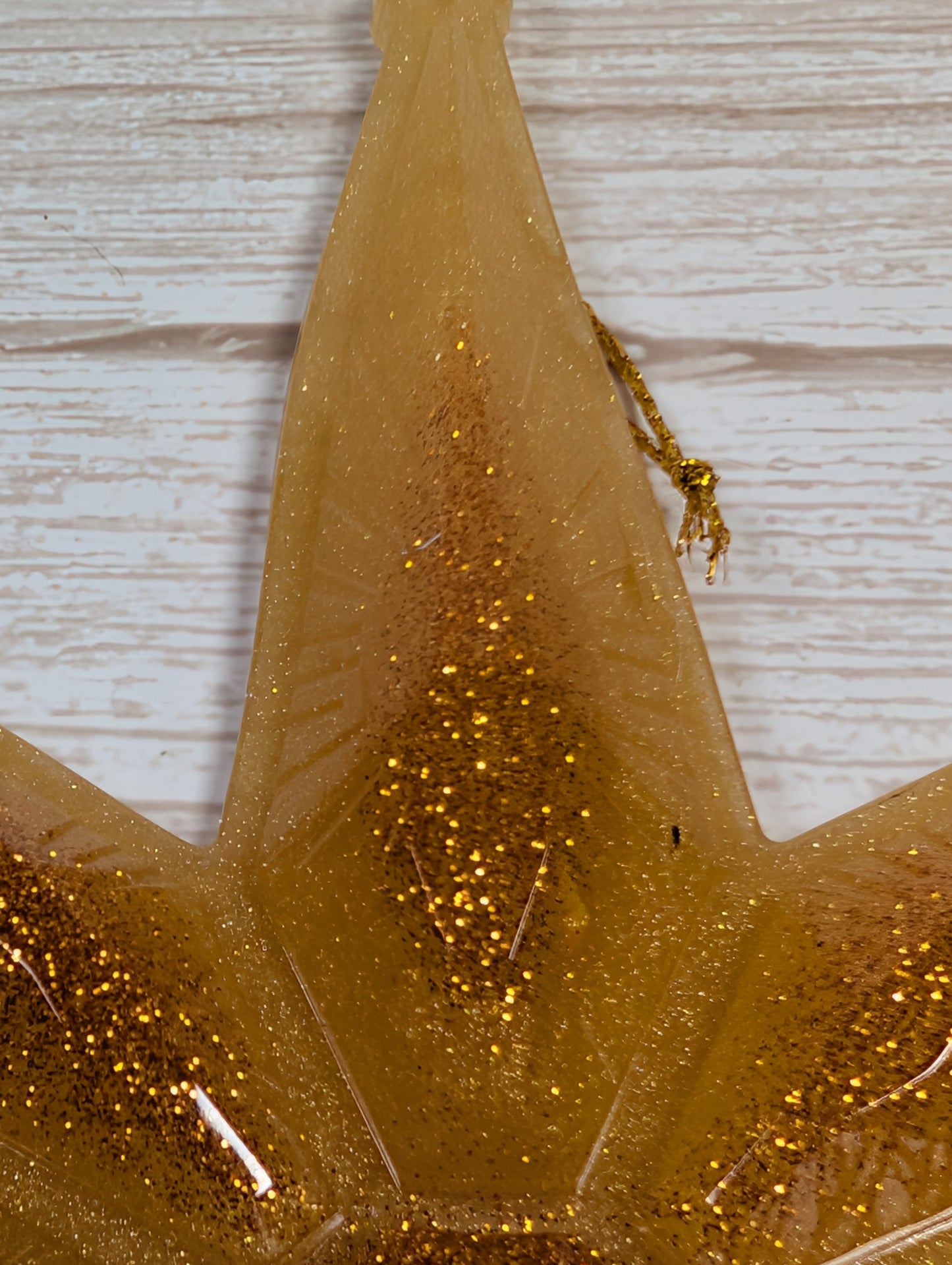 Handmade Chameleon Star Ornament – Honey Gold
